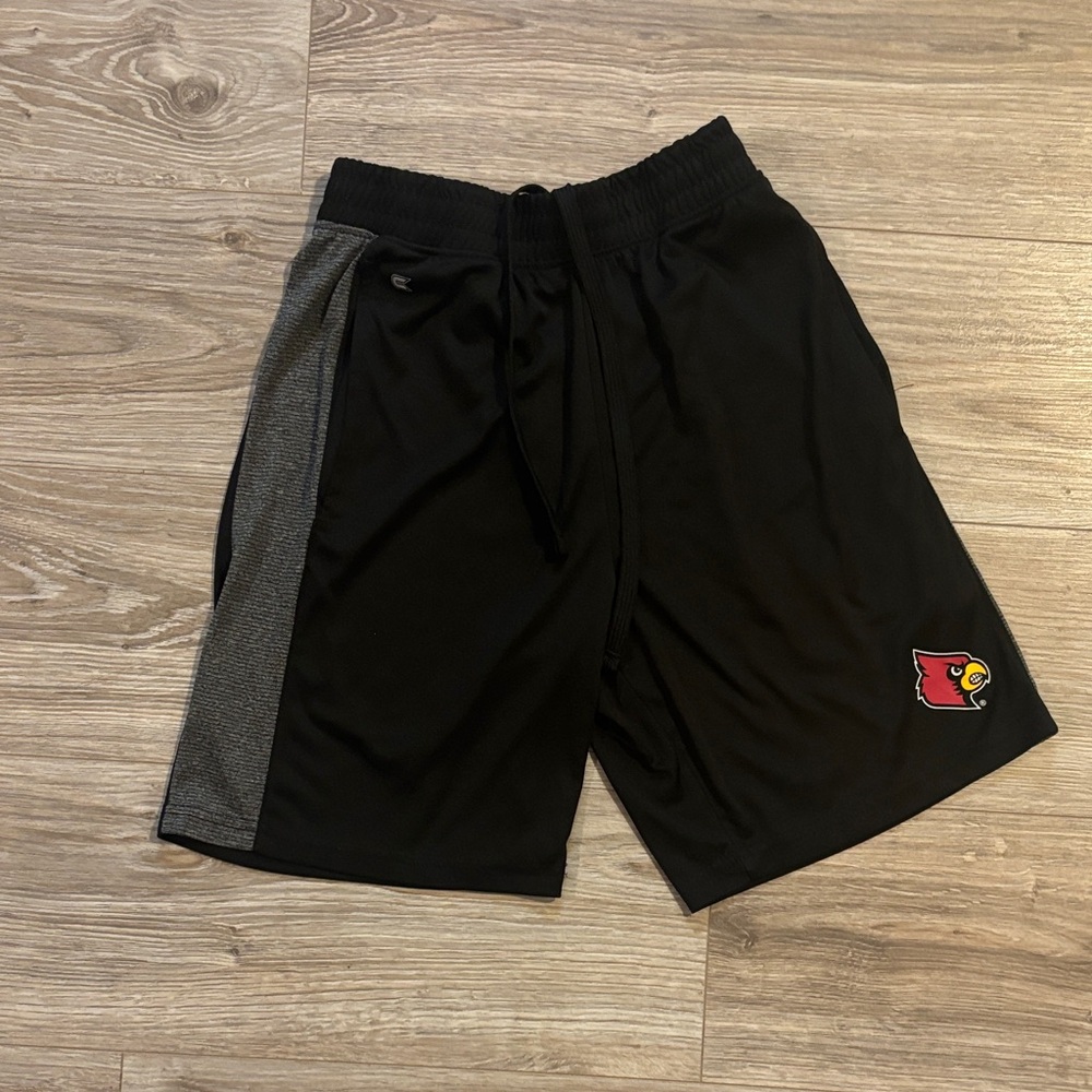 Mend Black Louisville Cardinals Shorts Adult Small